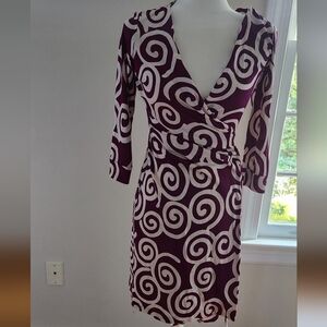 DVF Diane von Furstenberg silk wrap dress size 2